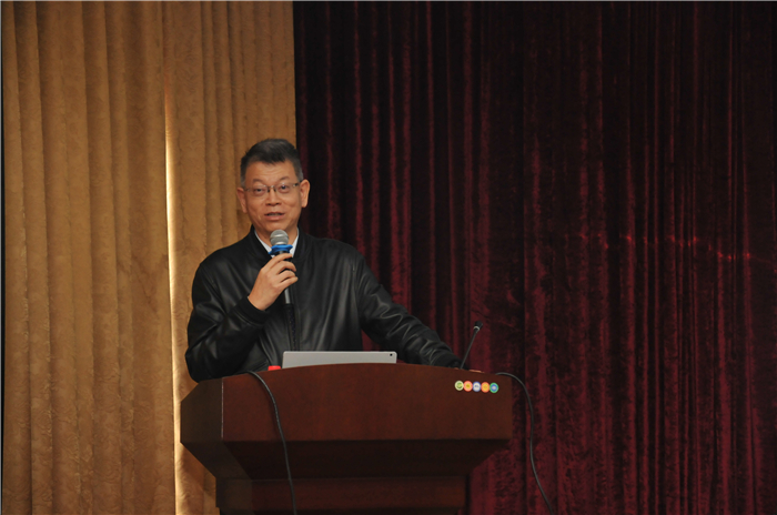 钱庆文讲学.jpg
