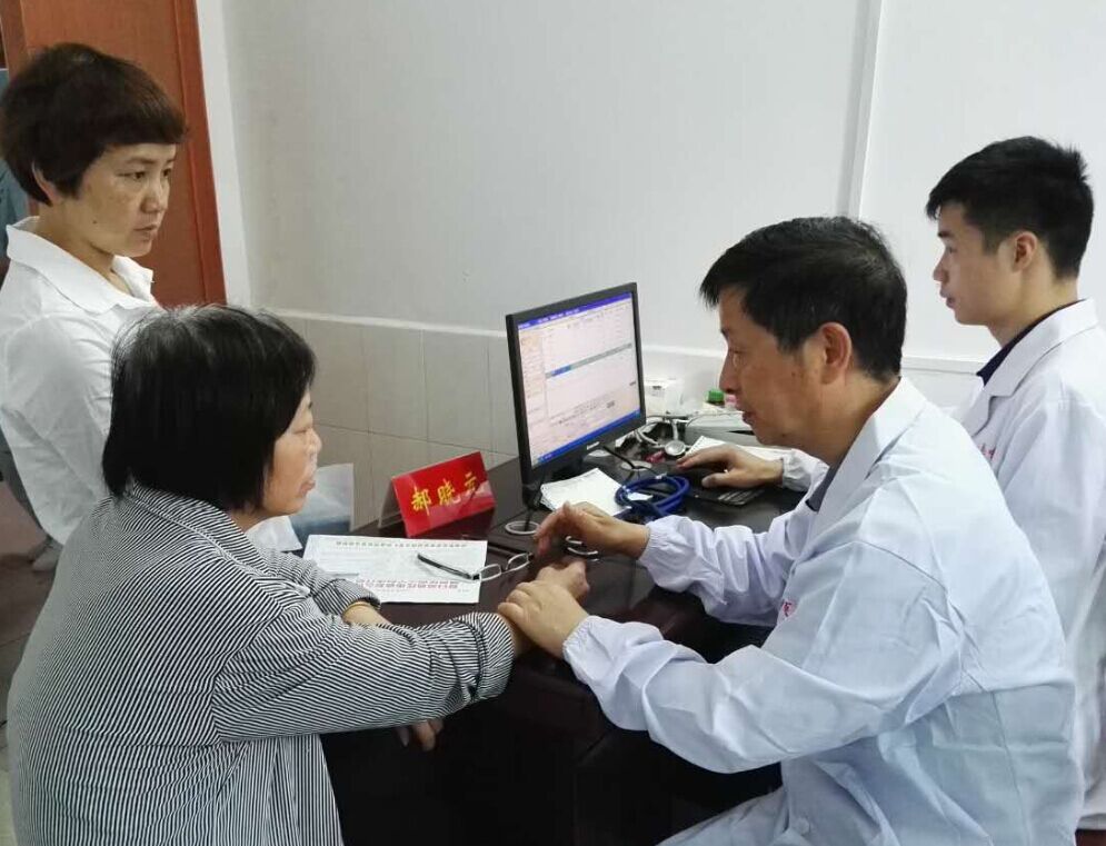 郝晓元.jpg