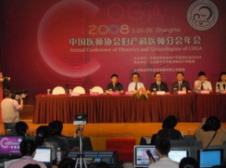 2008年5月23日我科参加中国医师协会年会，我科多部手术录像参展，获得参会代表好评